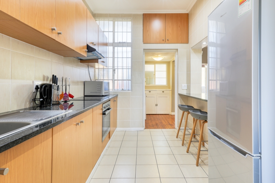 2 Bedroom Property for Sale in Green Point Western Cape